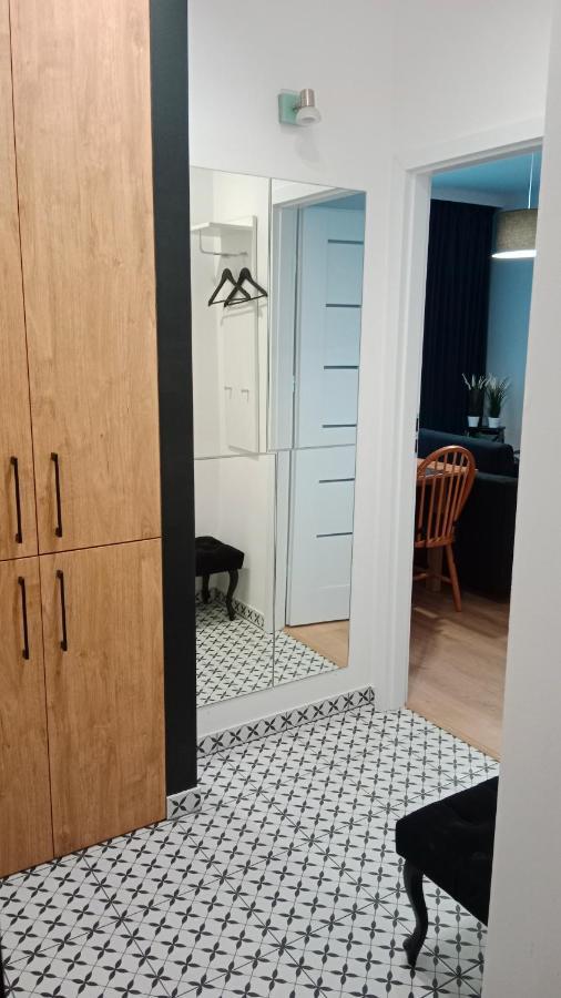 Apartament Dwupokojowy Ostrowiec Świętokrzyski 外观 照片