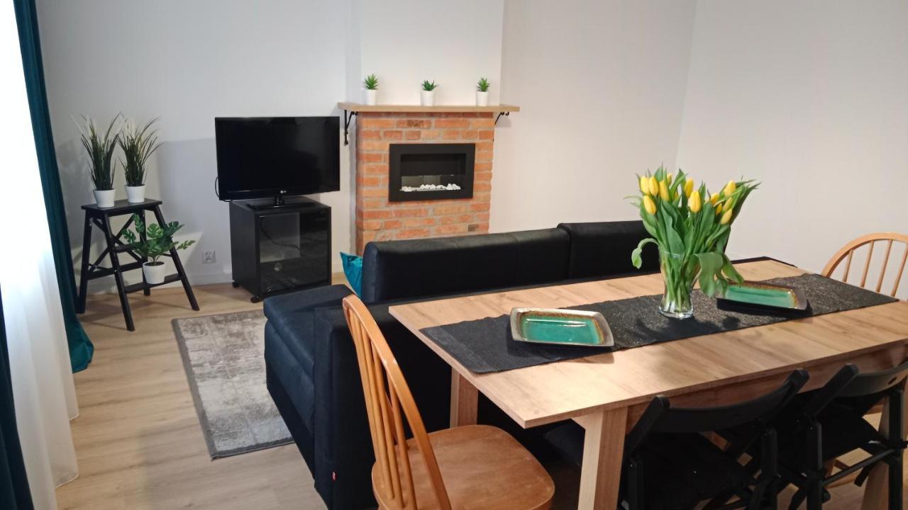 Apartament Dwupokojowy Ostrowiec Świętokrzyski 外观 照片